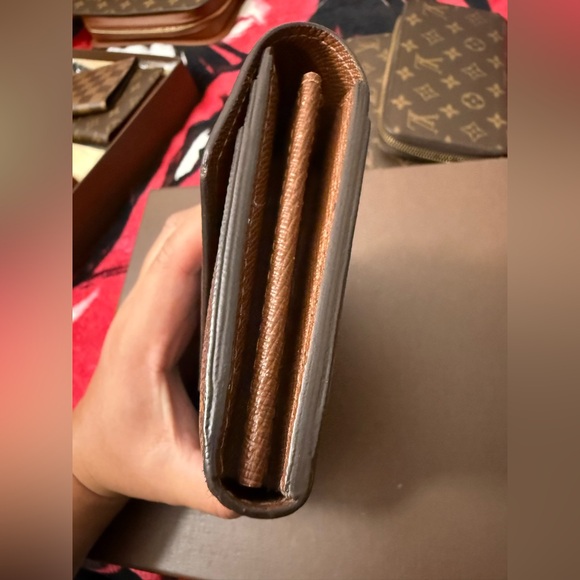 Pre-owned LV Sarah Wallet NM Monogram - Picture 6 of 9